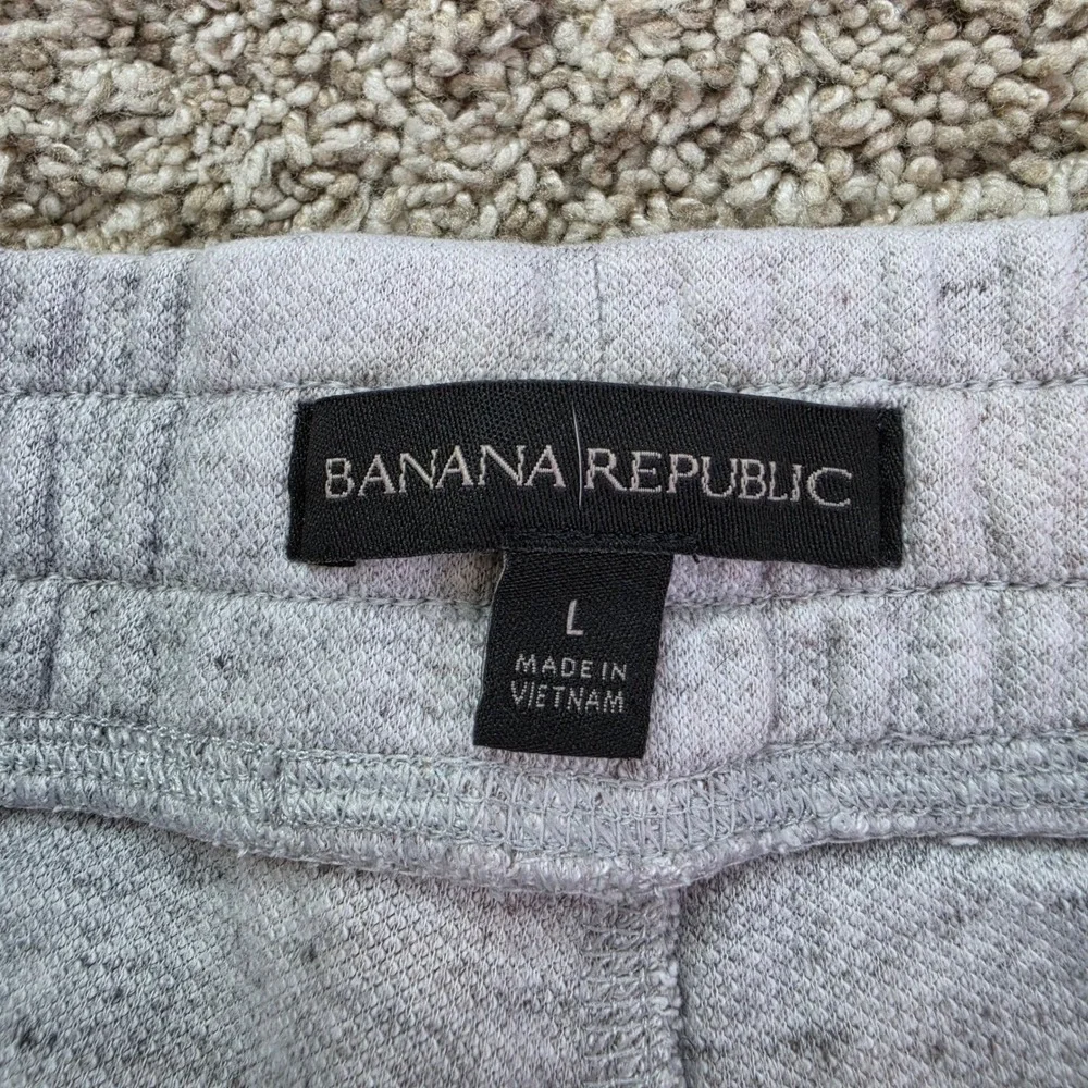 Banana Republic Waffle Knit Shorts Mens L Grey Casual Lightweight Athletic Adult